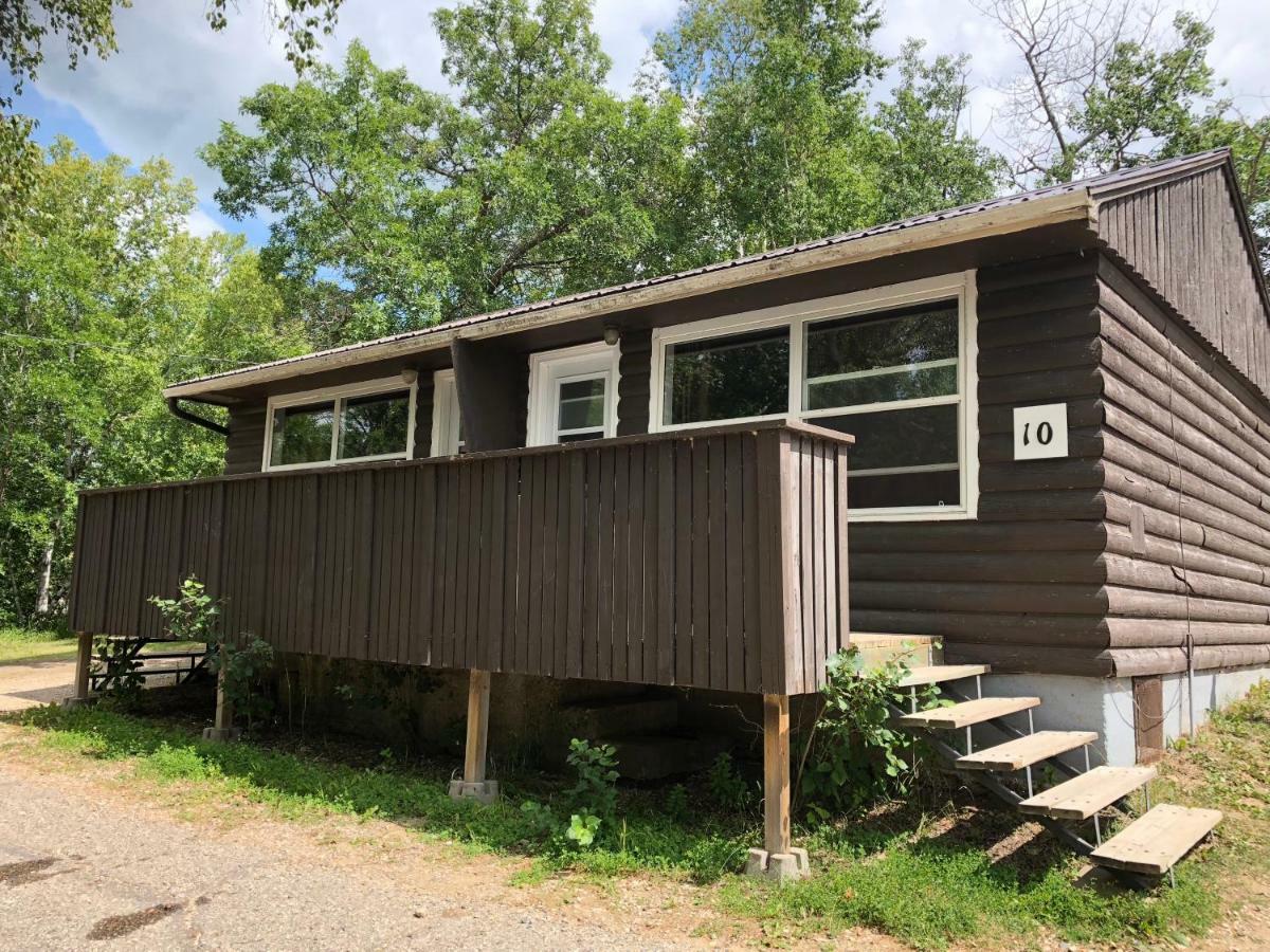 Kenosee Inn & Cabins Kenosee Park Экстерьер фото